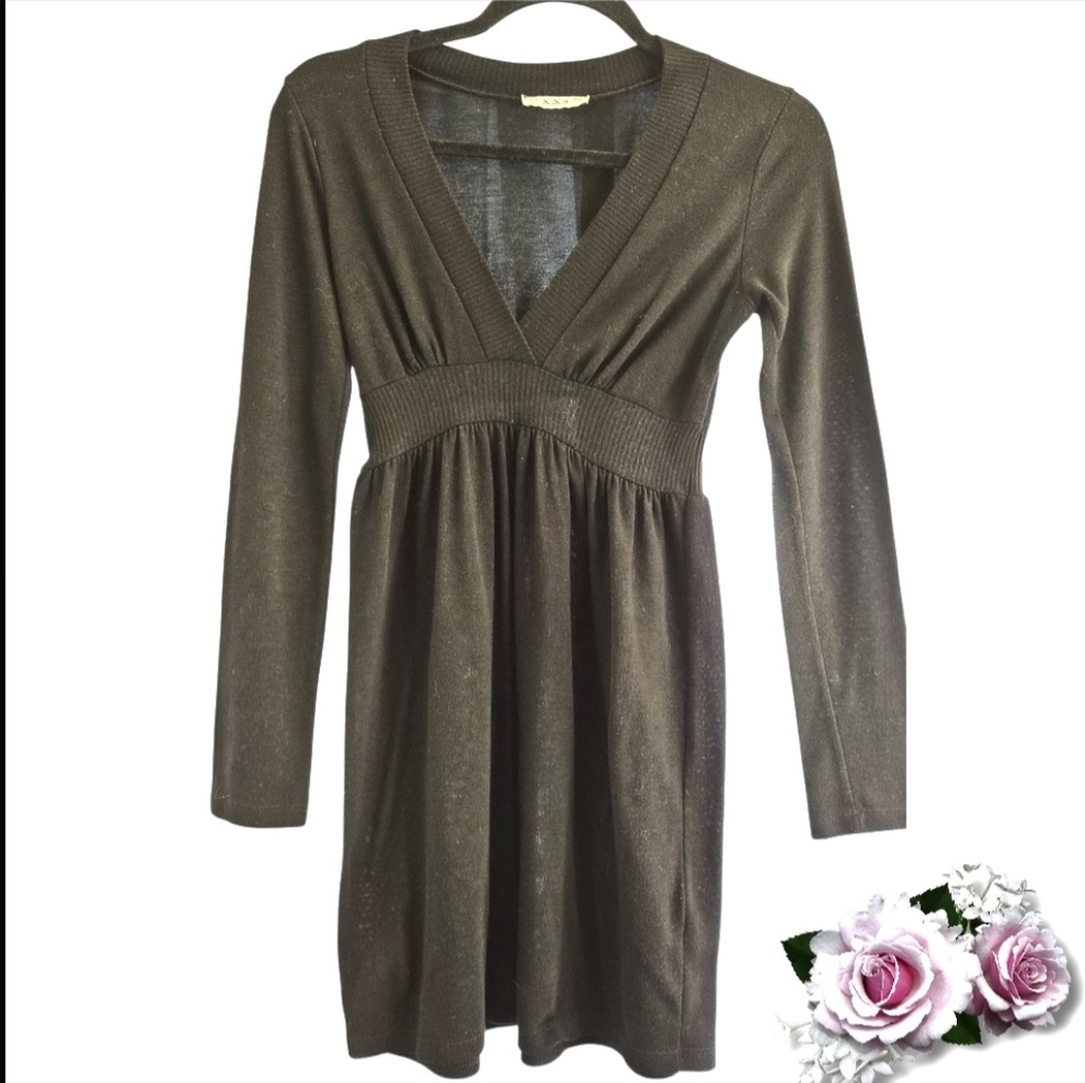 Y2K Forever 21 Black Long Sleeve Mini Dress Tunic V Neck and Empire Waist. Small